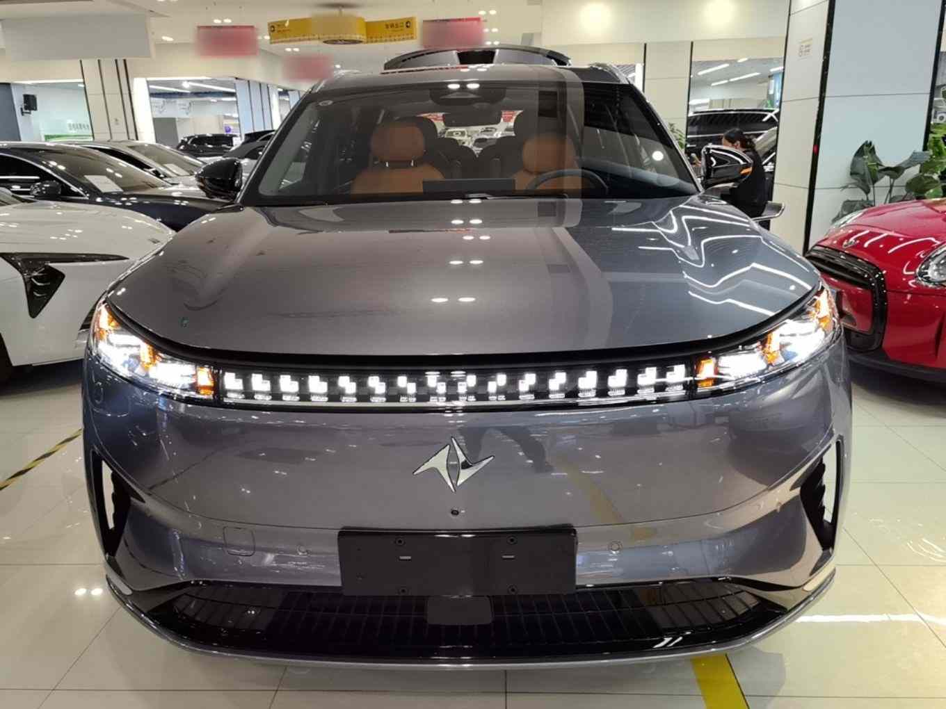 东风奕派 eπ008 2026款 六座纯电家享版(1)