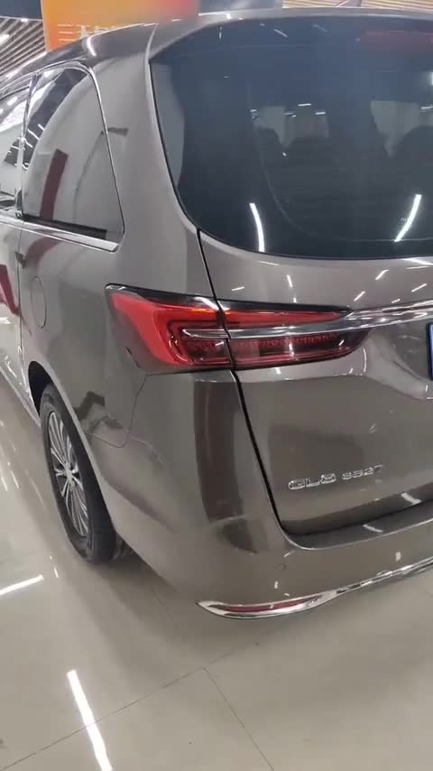 别克GL8 2023款 陆上公务舱 智享型讲解1