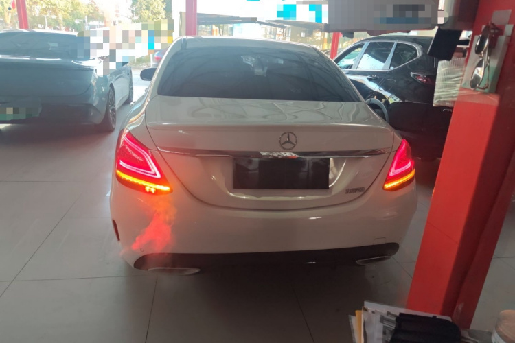 奔驰C级 2021款 C 260 星耀臻藏版车身外观6