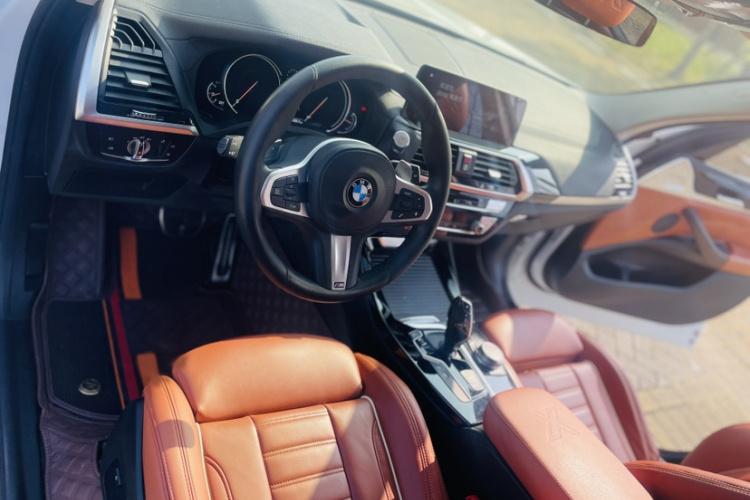 宝马X3 2018款 xDrive28i M运动套装 国VI中控内饰7002