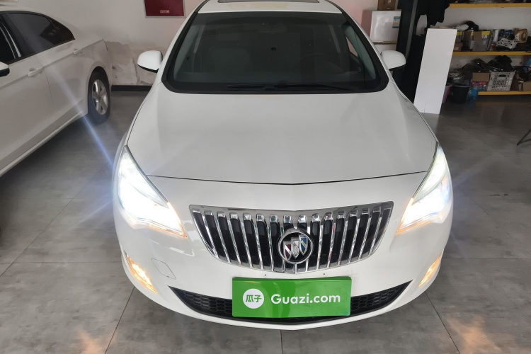 别克 英朗 2014款 XT 1.6L 自动时尚版车身外观2