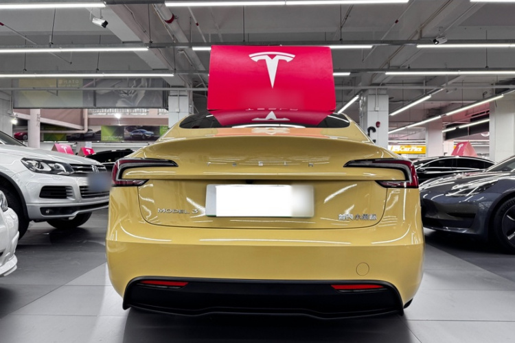 特斯拉 Model 3 2023款 后轮驱动版车身外观6001