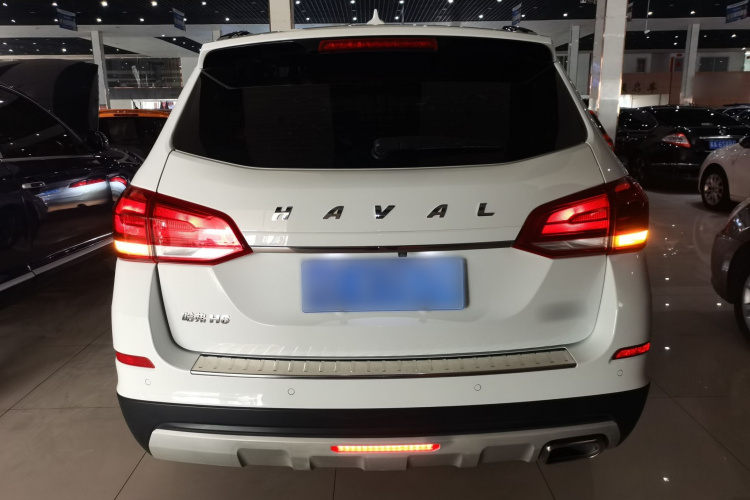 哈弗H6 2018款 蓝标 运动版 1.5T 自动两驱精英型车身外观6