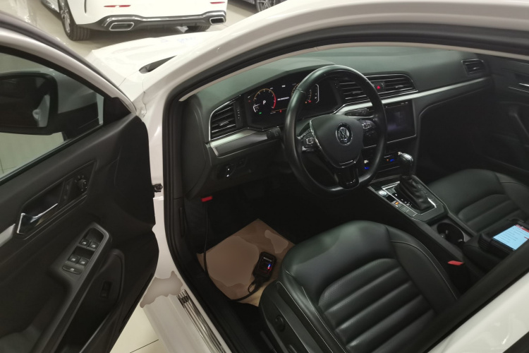 大众 凌渡 2021款 280TSI DSG舒适版中控内饰20