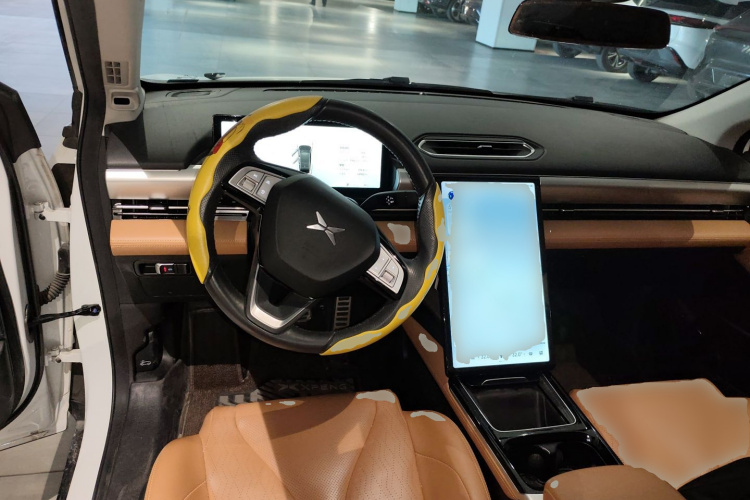 小鹏P5 2021款 460E中控内饰13