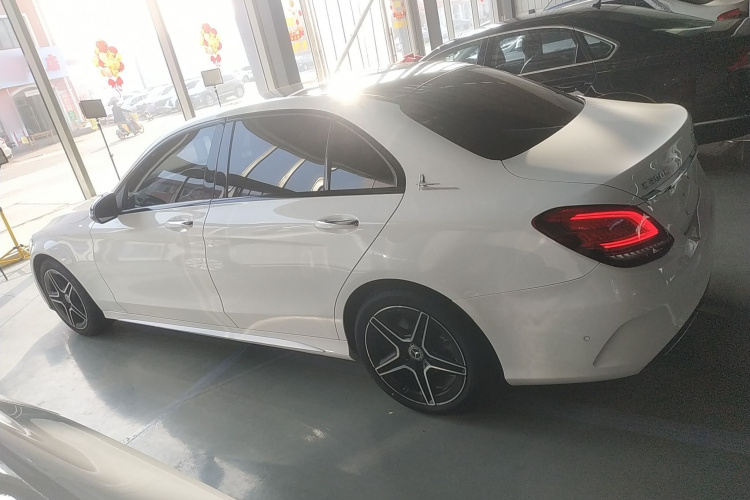 奔驰C级 2021款 C 260 L 运动星耀臻藏版车身外观4