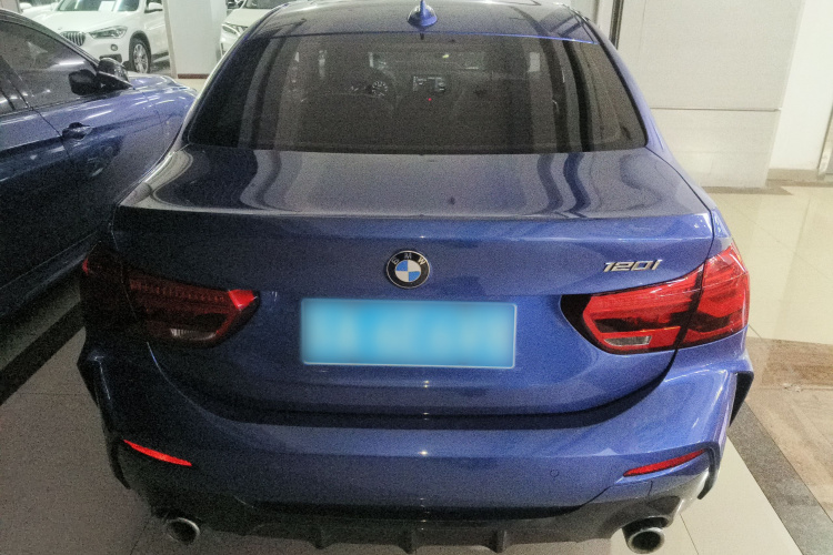 宝马1系 2020款 120i M运动套装车身外观6004