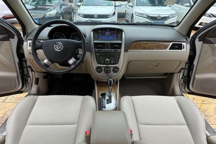 别克 凯越 2015款 1.5L 自动经典型中控内饰7001