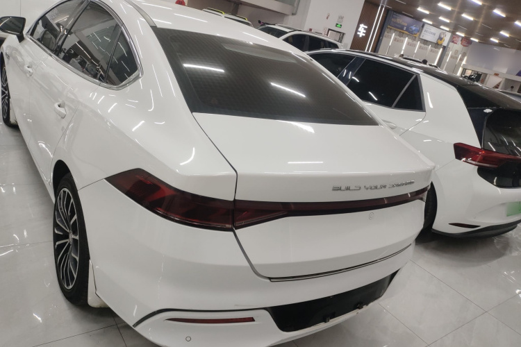 比亚迪 秦PLUS 2021款 EV 600KM 旗舰型车身外观6