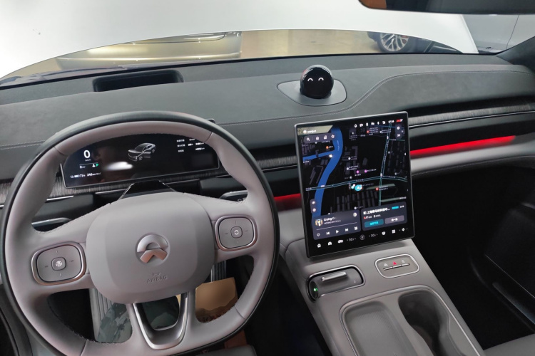 蔚来EC6 2023款 75kWh中控内饰12