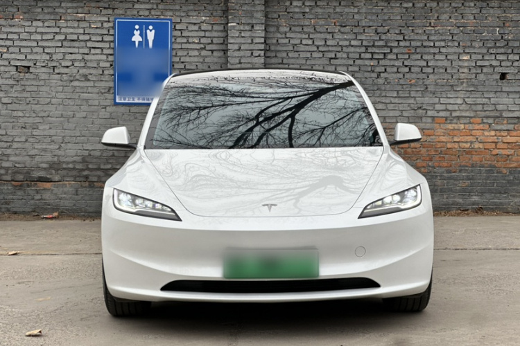 特斯拉 Model 3 2023款 后轮驱动版车身外观6005