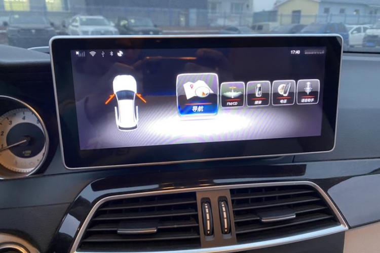 奔驰C级 2013款 C 260 CGI 时尚型中控内饰7002