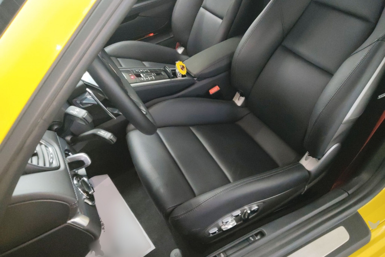 保时捷718 2022款 Boxster 2.0T中控内饰19