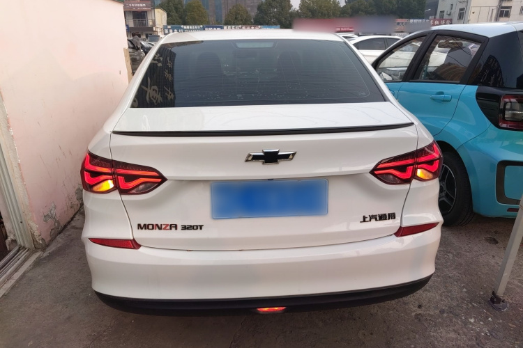 雪佛兰 科鲁泽 2019款 Redline 320T 双离合欢快版 国VI车身外观6