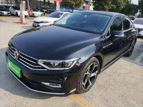 大众 迈腾 2023款 200万辆纪念版 330TSI DSG领先型