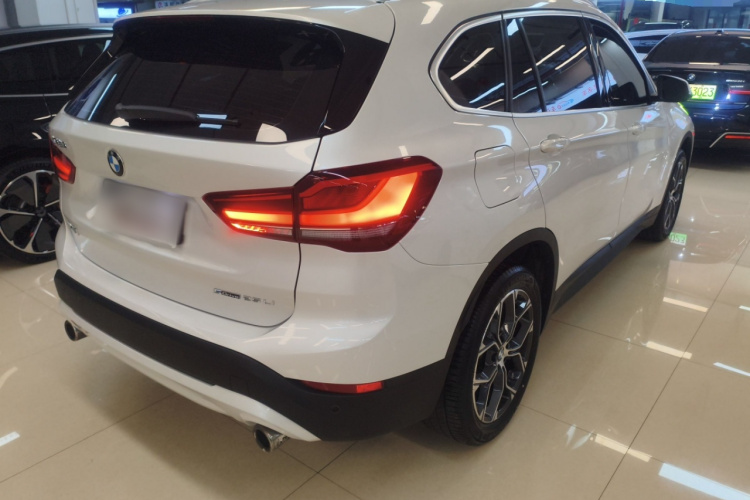 宝马X1 2020款 sDrive25Li 领先型车身外观7