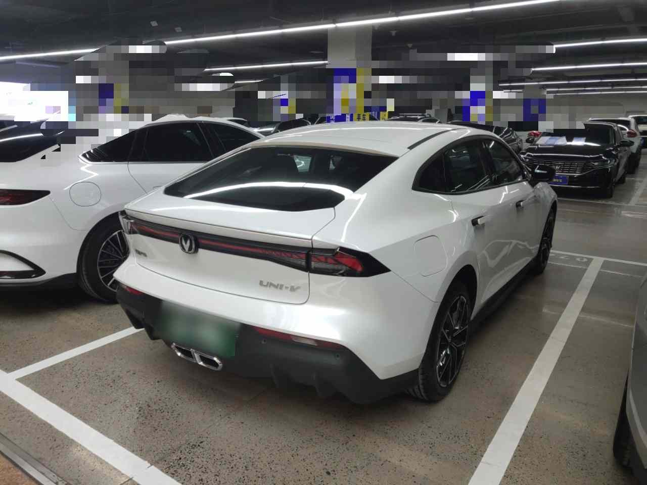 长安UNI-V 智电iDD 2024款 蓝鲸智电iDD 136km 智酷型(5)