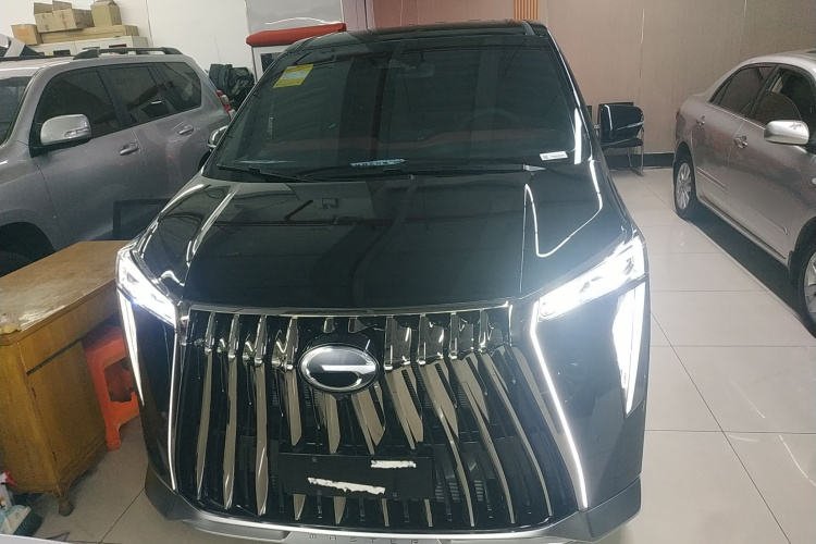 广汽传祺 传祺M8 2024款 宗师系列 400T 至尊版车身外观6001