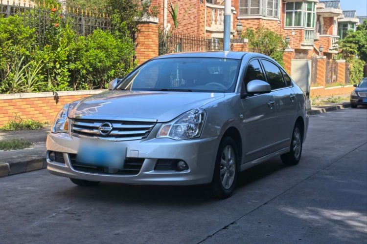 日产 轩逸 2016款 经典 1.6XE 自动领先版车身外观1