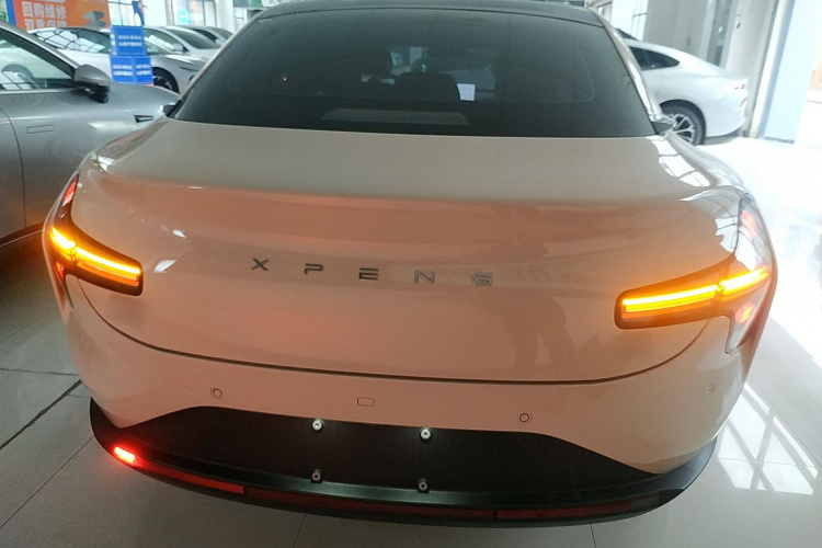 小鹏MONA M03 2024款 515 长续航车身外观6005