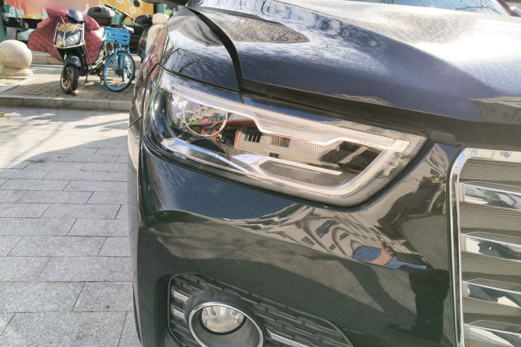 哈弗H6 2017款 红标 2.0T 自动两驱领尚型车身外观8