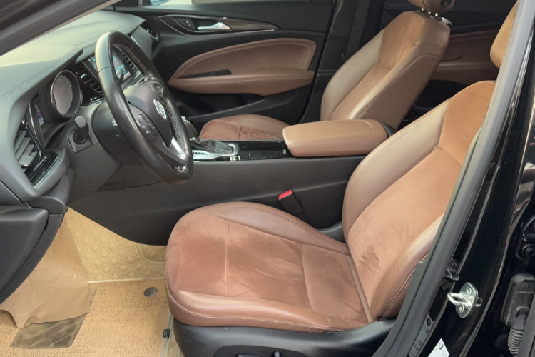 别克 君威 2019款 20T 精英型 国VI局部细节19