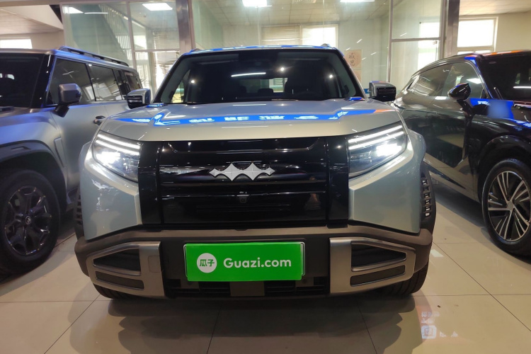 方程豹 钛3 2025款 501KM 四驱智驾Ultra版车身外观2