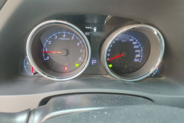 丰田 锐志 2012款 2.5V 风度菁英炫装版局部细节14