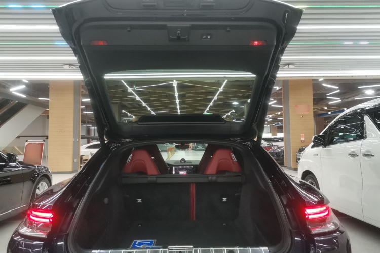 保时捷 2021款 Panamera 2.9T机舱底盘23