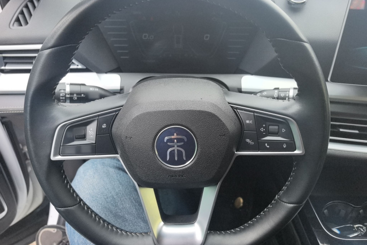 比亚迪 宋Pro 2019款 1.5T 自动精英型中控内饰13