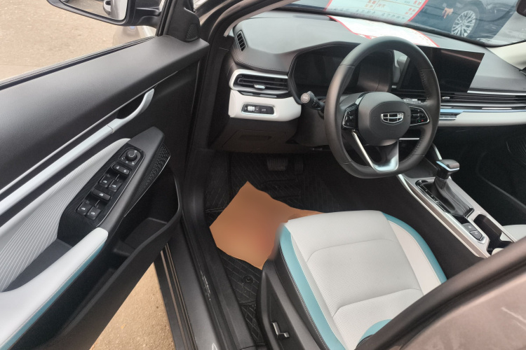 吉利汽车 帝豪 2023款 第4代冠军版 1.5L CVT旗舰型中控内饰20