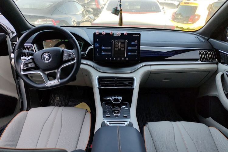 比亚迪 宋PLUS新能源 2021款 EV 旗舰型中控内饰12