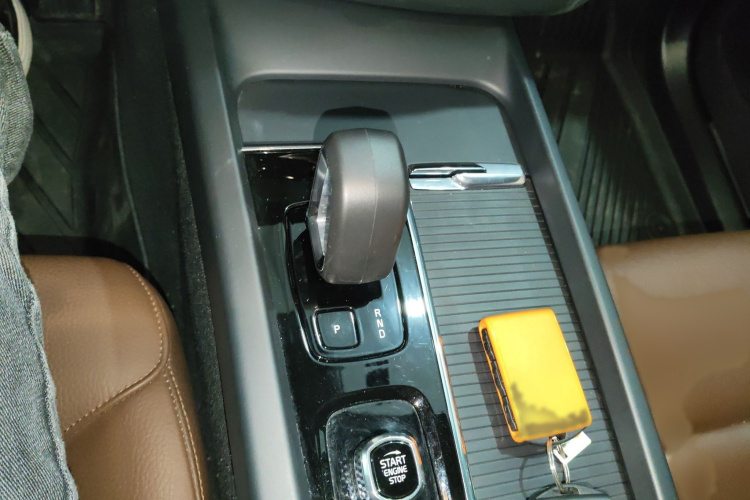 沃尔沃XC60 2024款 B5 四驱智逸豪华版局部细节18