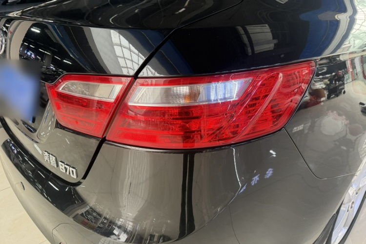 奔腾B70 2014款 2.0L 自动豪华型车身外观6002