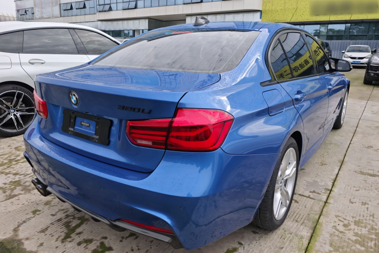 宝马3系 2018款 320Li 领先型M运动套装车身外观7