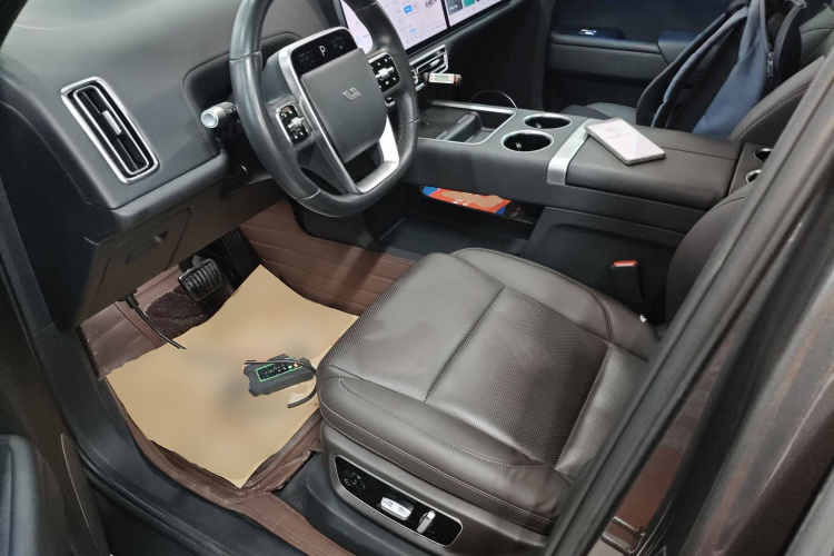 理想汽车 理想L8 2023款 Pro局部细节19