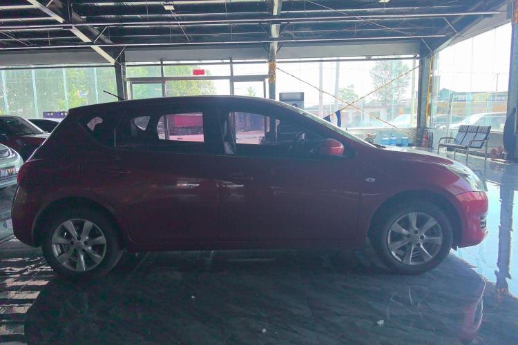 日产 骐达TIIDA 2014款 1.6L CVT酷咖版车身外观6002