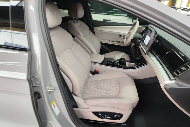 比亚迪 汉 2025款 EV 506KM尊贵型局部细节41