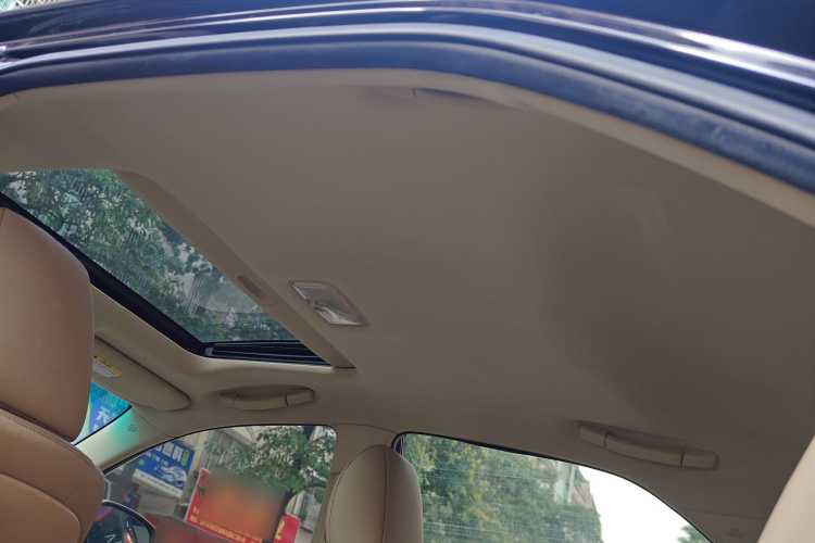 丰田 锐志 2013款 2.5V 尊锐版中控内饰22