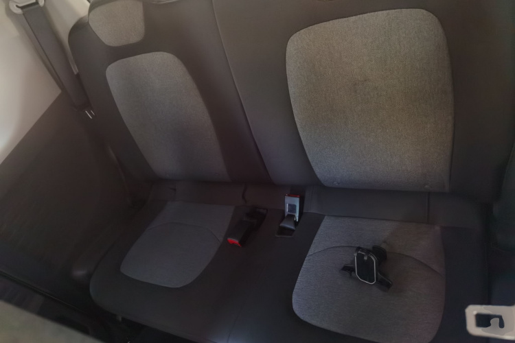 五菱汽车 宏光MINIEV 2022款 马卡龙臻享款 磷酸铁锂中控内饰7004