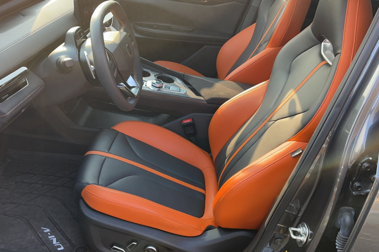 长安UNI-V 2024款 1.5T 尊贵运动型中控内饰7001