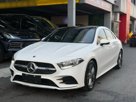 奔驰A级 2022款 A 180 L 运动轿车