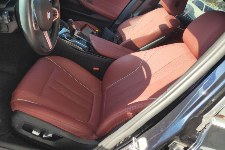 宝马5系 2022款 改款 525Li M运动套装局部细节19