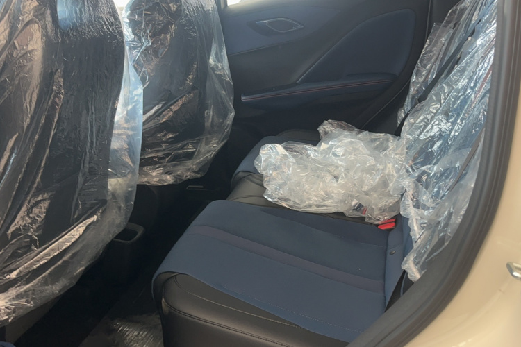 比亚迪 海鸥 2025款 305km 活力版中控内饰7001