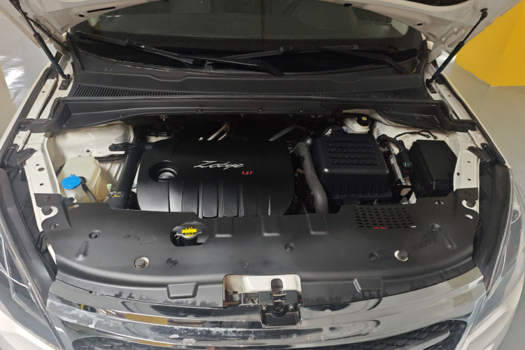 众泰 大迈X5 2015款 1.5T CVT知县型 国V局部细节24