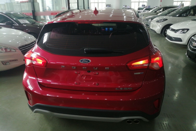 福特 福克斯Active 2021款 EcoBoost 180 自动劲潮型车身外观6004