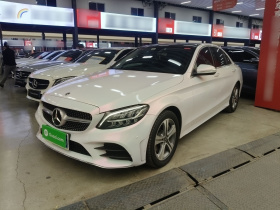 奔驰C级 2019款 C 260 L 运动版