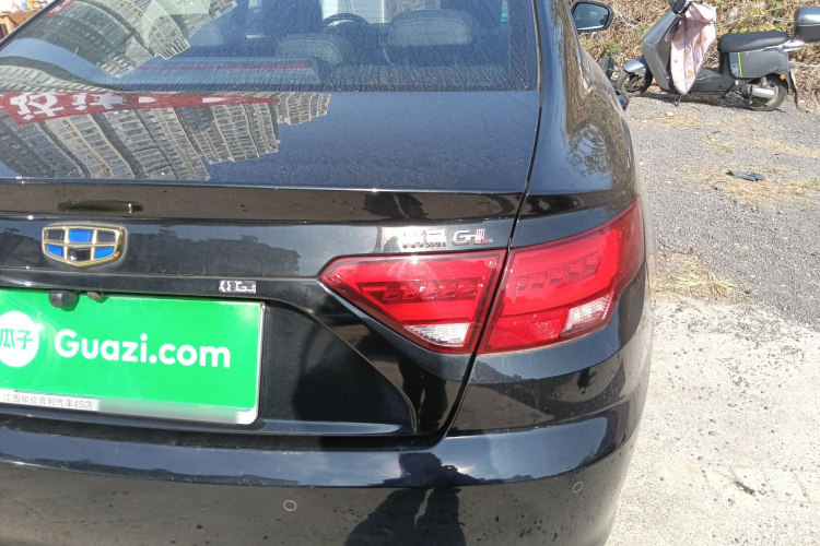吉利汽车 帝豪GL 2017款 1.8L DCT精英型车身外观9