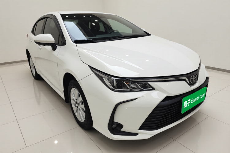 丰田 卡罗拉 2019款 1.2T S-CVT GL先锋版车身外观3