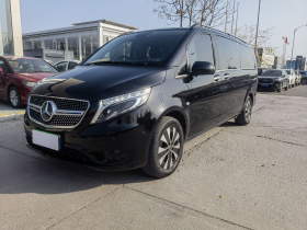 奔驰 威霆 2023款 2.0T 商务版 7座